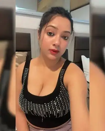 Call Girls Service Vadali
