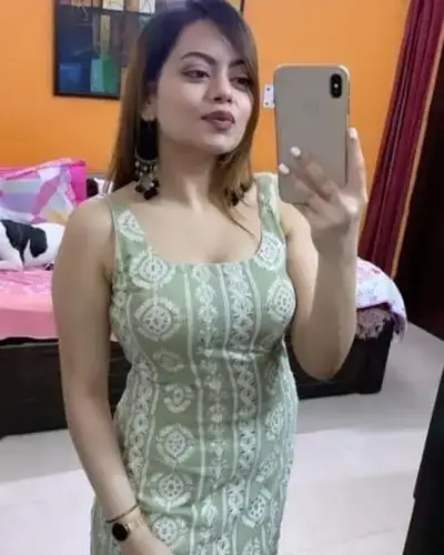Call Girl in Vadali